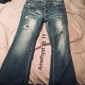 Amethyst jeans size 11